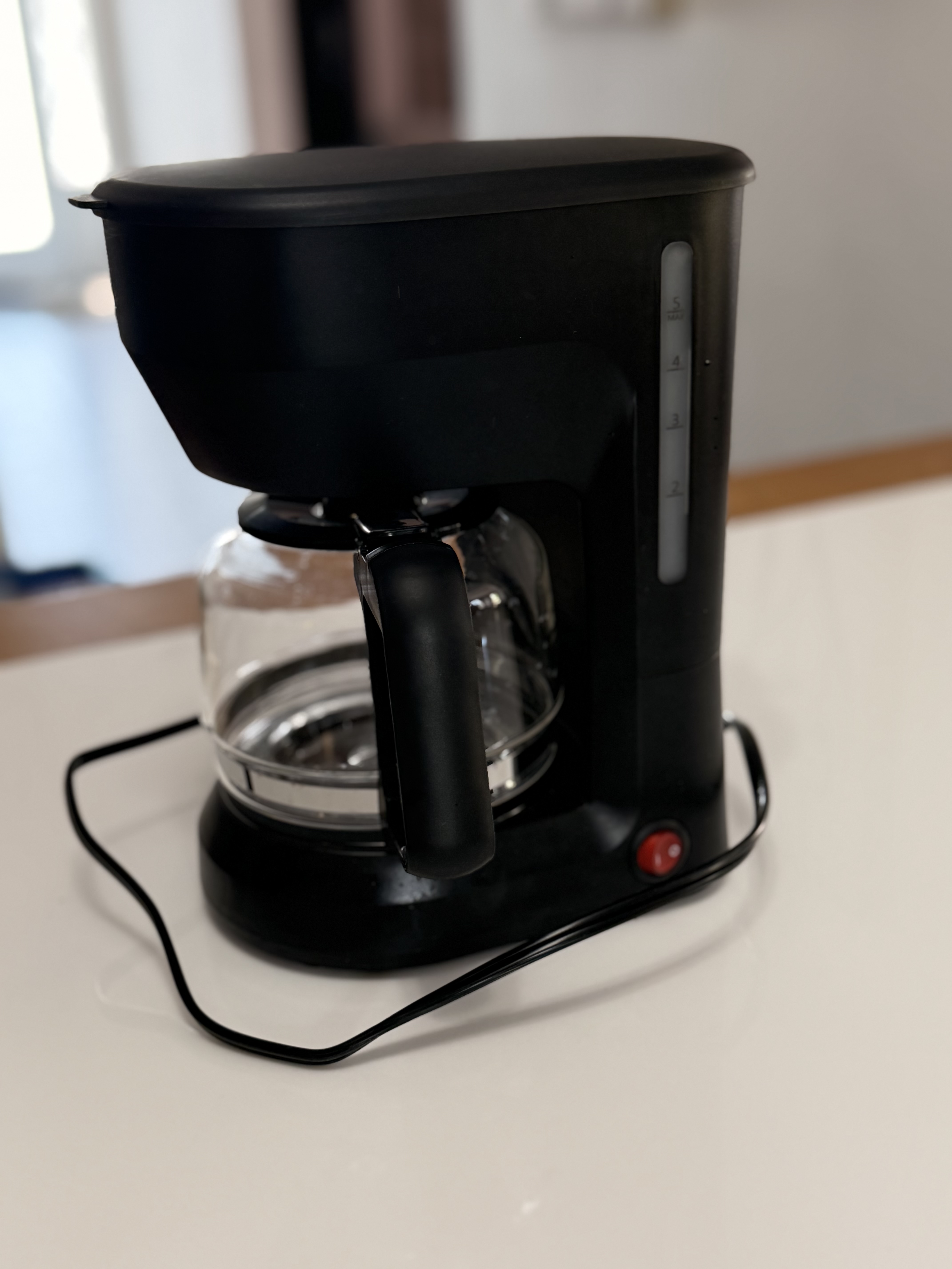Cliquer pour agrandir Cafetière filtre 5 tasses en excellent état